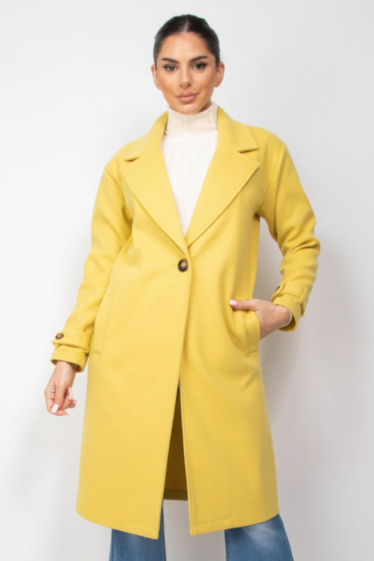 Collar pocketed coat